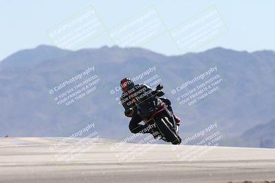 media/Oct-13-2025-Moto Forza (Mon) [[a66d839500]]/3-B Group/Session 4 (Turn 9)/